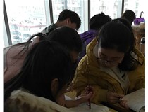 12月16、17日自强学校组织学生进行月考测试